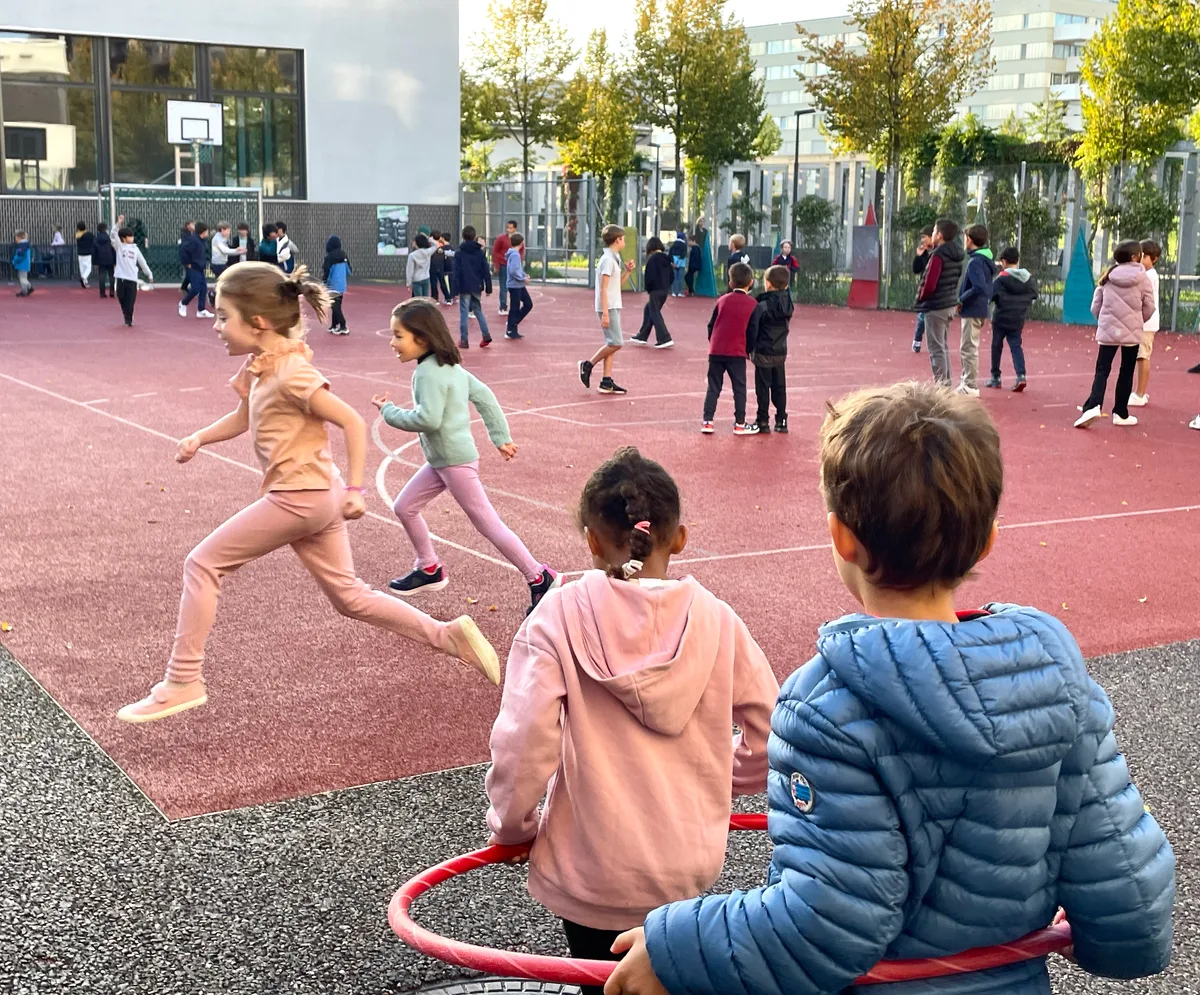 The Lycée Français de Zurich has established itself as the largest school in the Uster district.